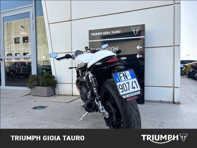 TRIUMPH Speed Twin 1200 Crystal White/Sapphire Black Abs