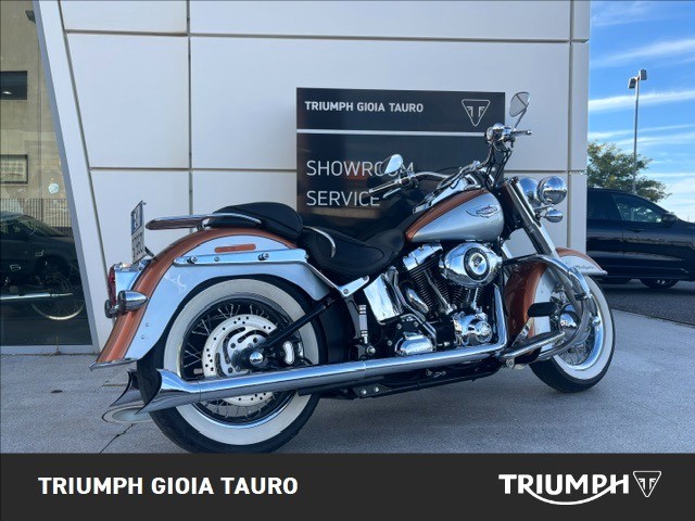 HARLEY-DAVIDSON Softail 1690 Deluxe 